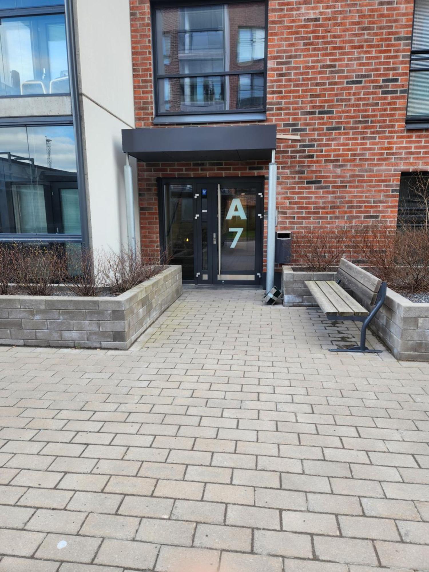 Ferienwohnung Laadukas Kalustettu Yksioe Logomolla 1-2Hloe Turku Exterior foto